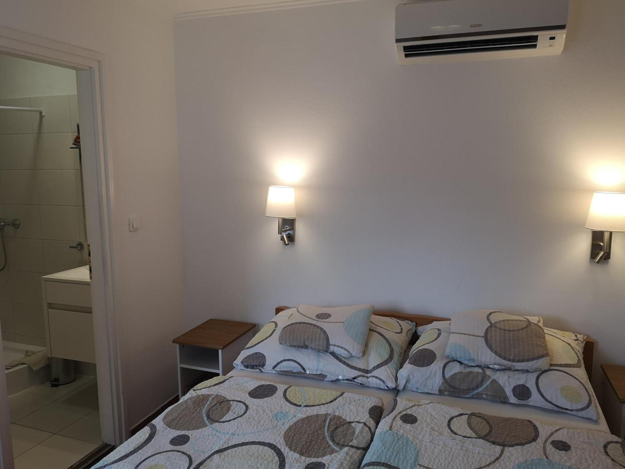 Apartman Kaszas Garden Mosonmagyarovar Exterior photo